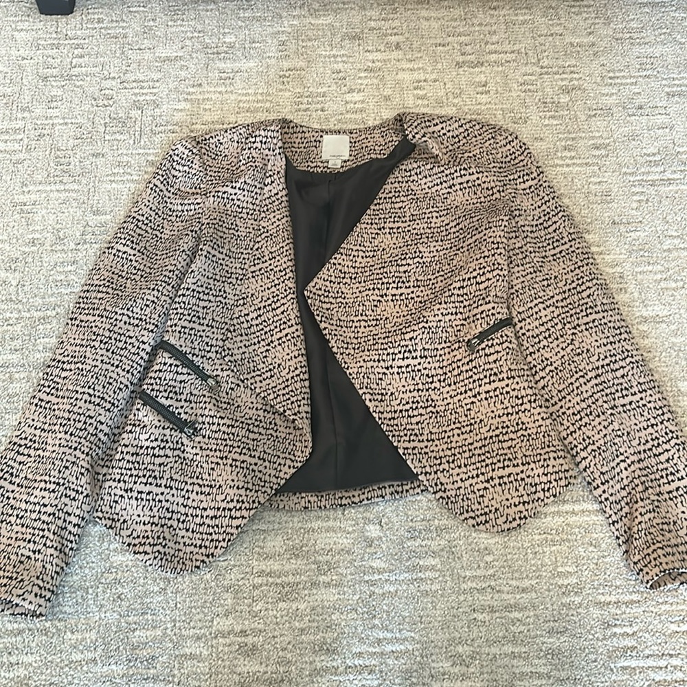 Halogen Moto suit jacket Small blush and black